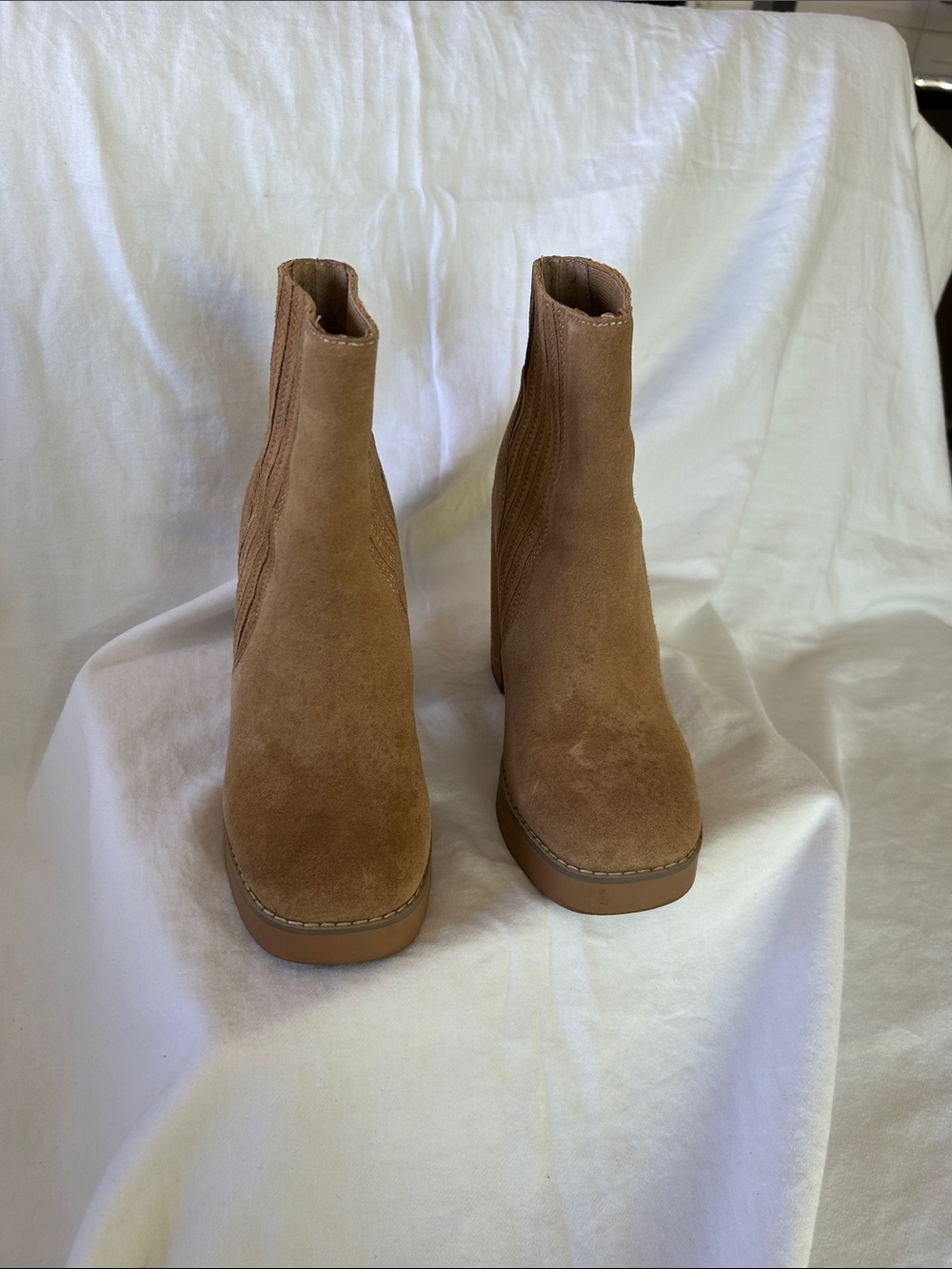 Steve Madden Tan Suede Chelsea Booties